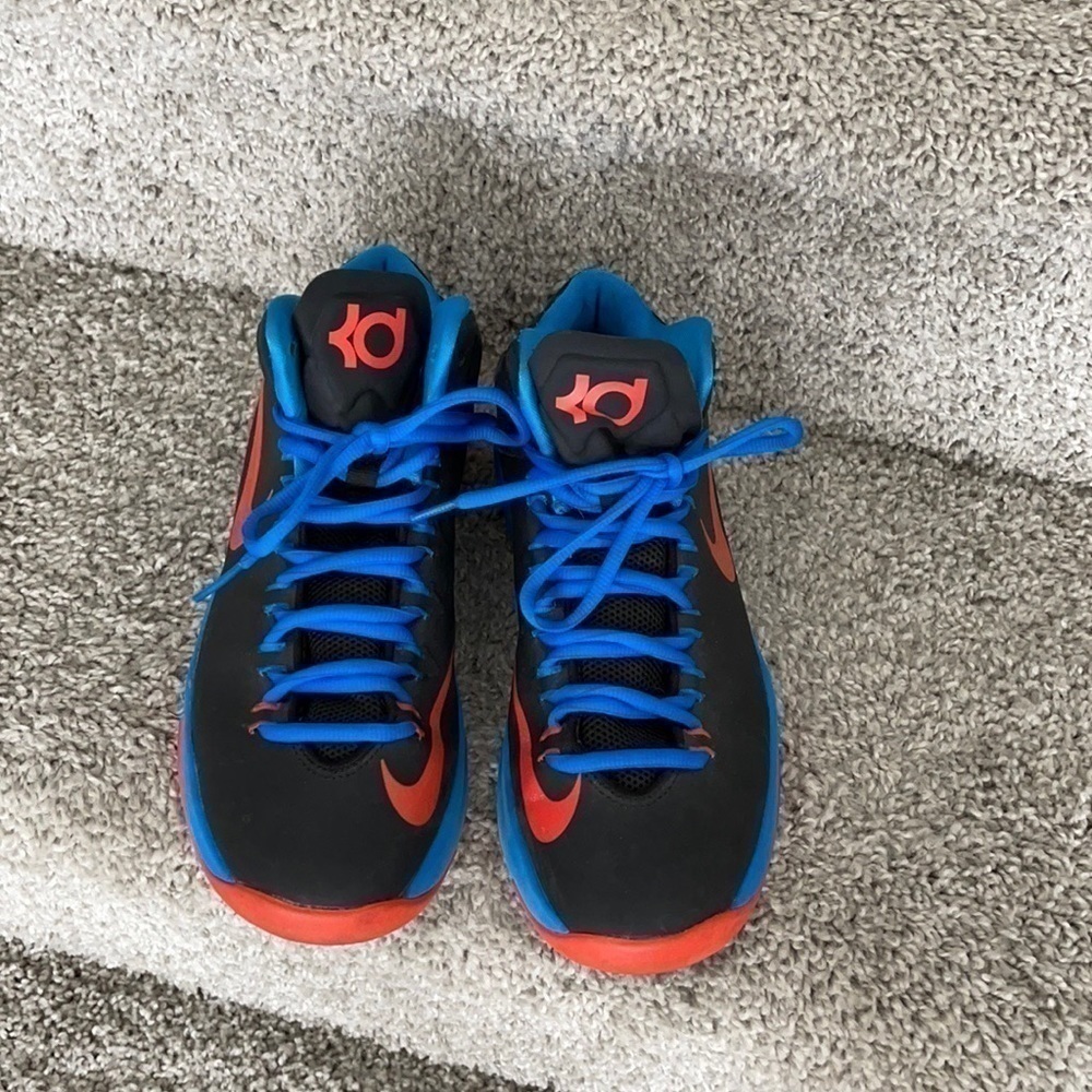 Nike Kevin Durant Sneakers/#35 - Picture 1 of 6